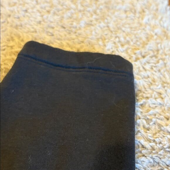 Old Navy Kids Charcoal Leggings - Picture 3 of 3
